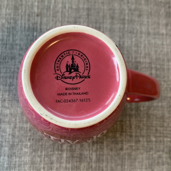 Disney Parks Snow White Mug - Picture 6 of 6